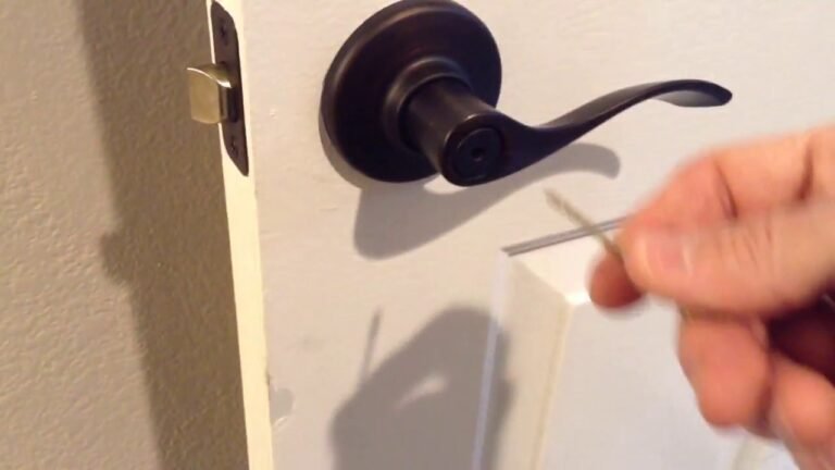 How To Unlock A Lever Door Handle